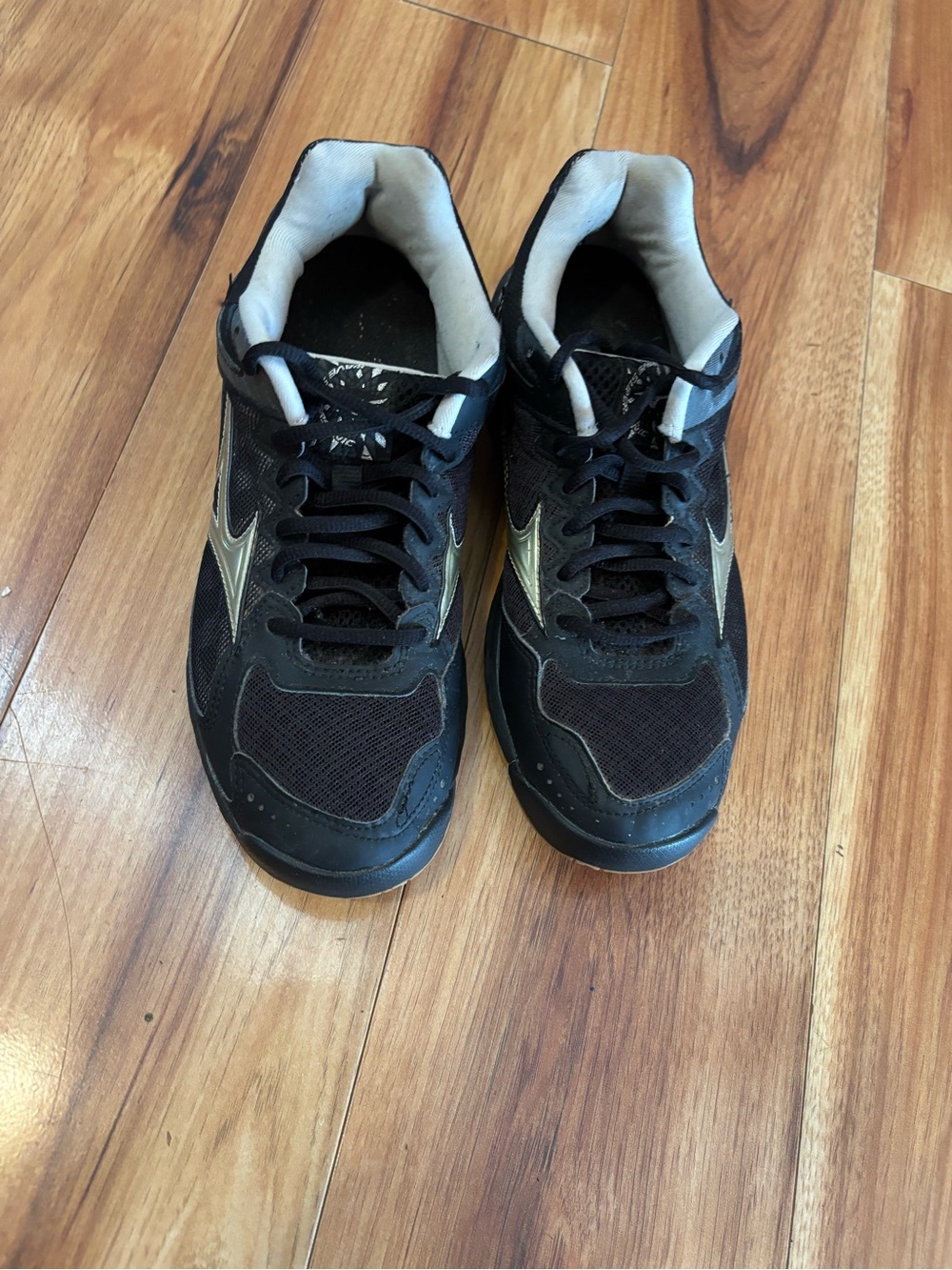 Mizuno Wave Supersonic Women's Volleyball Shoes